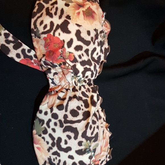 Guess bikini - Picture 4 of 4